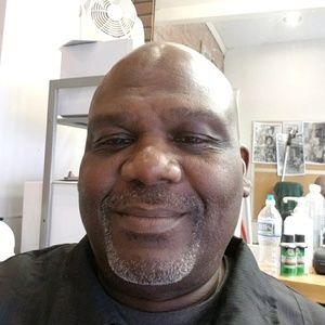 Meet your Posher, Clyde